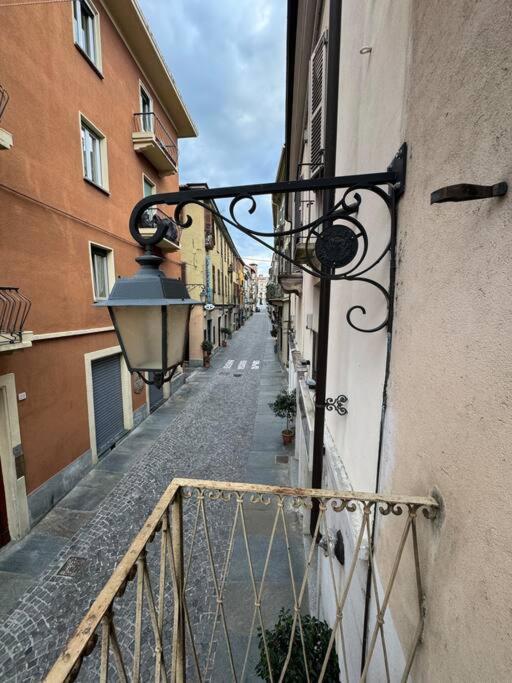 Vicolo Muratori 1 *